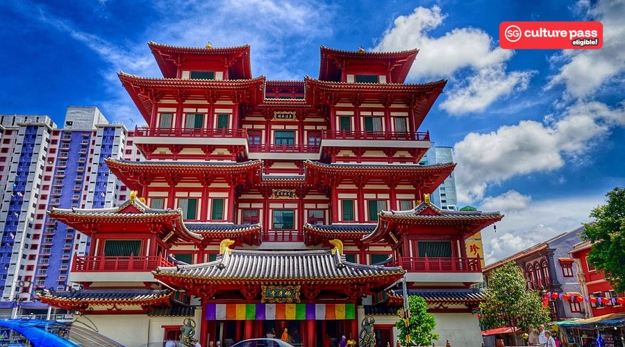 3-Hour Chinatown Street Mural, Food Heritage & Singapore River Cruise tour