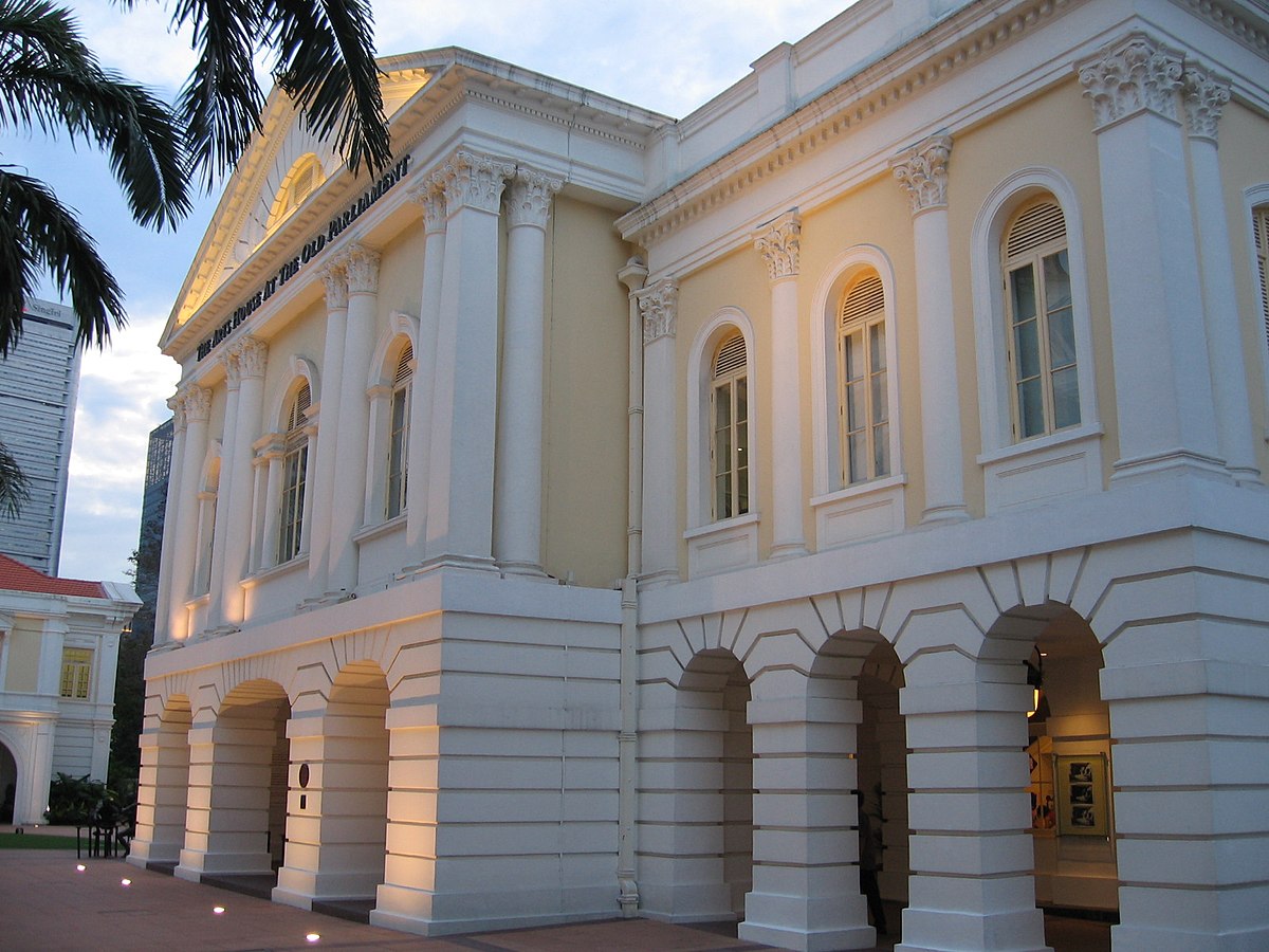 Singapore National Monuments Walking Tour