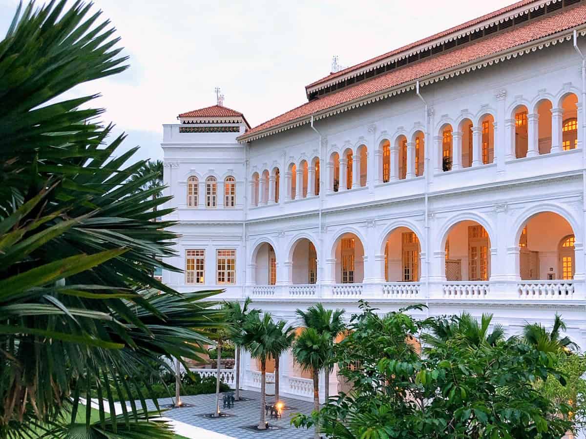 Singapore National Monuments Walking Tour
