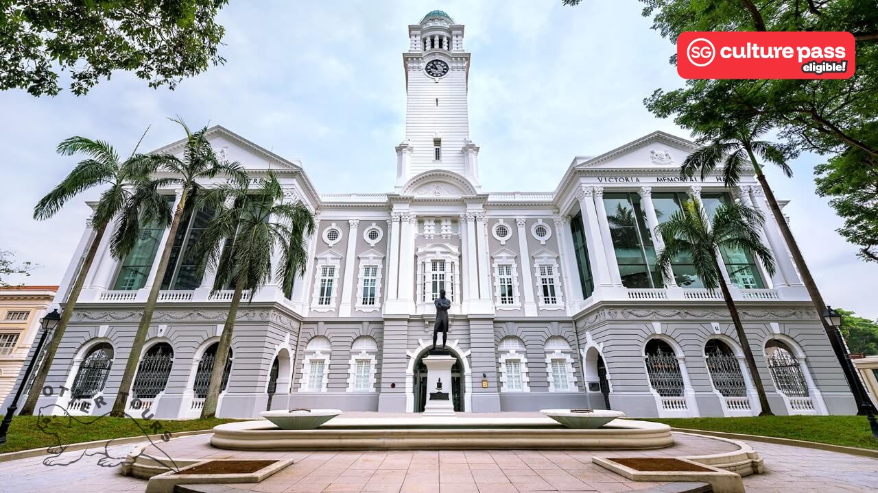 Singapore National Monuments Walking Tour