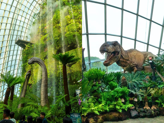 FLOWER DOME & CLOUD FOREST (FEATURING JURASSIC WORLD: THE EXPERIENCE)